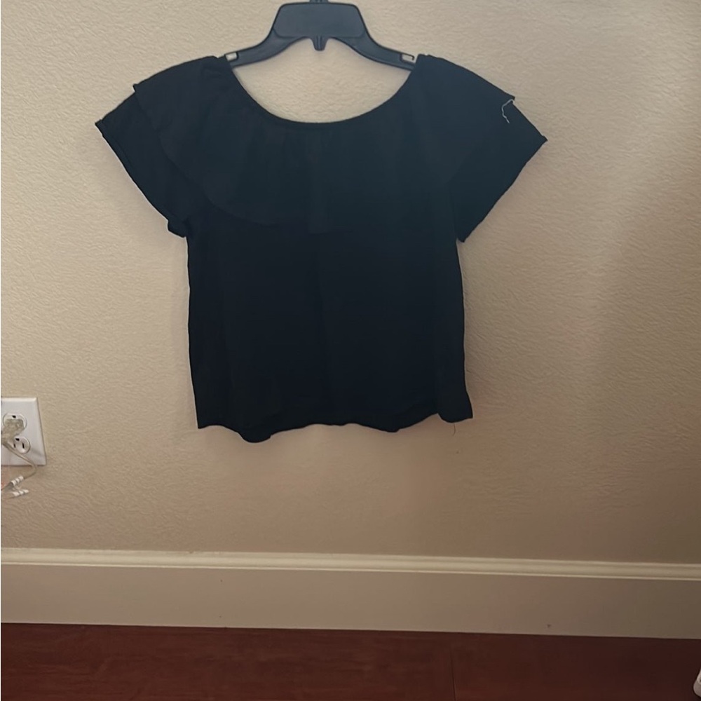 Old navy black shirt off the shoulders XL (14)